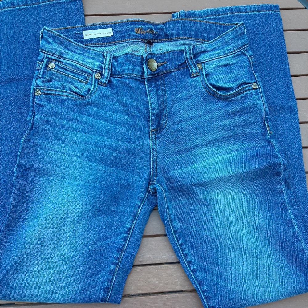 Kut from the kloth Natalie bootcut jeans